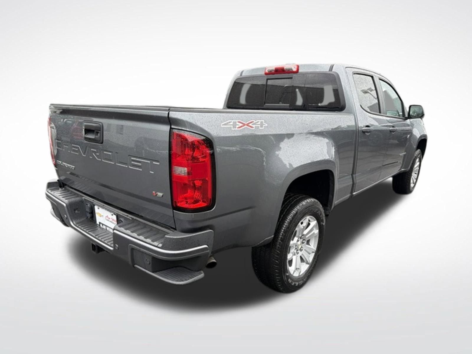 Used 2022 Chevrolet Colorado LT w/ Safety Package AWD/4WD image 3