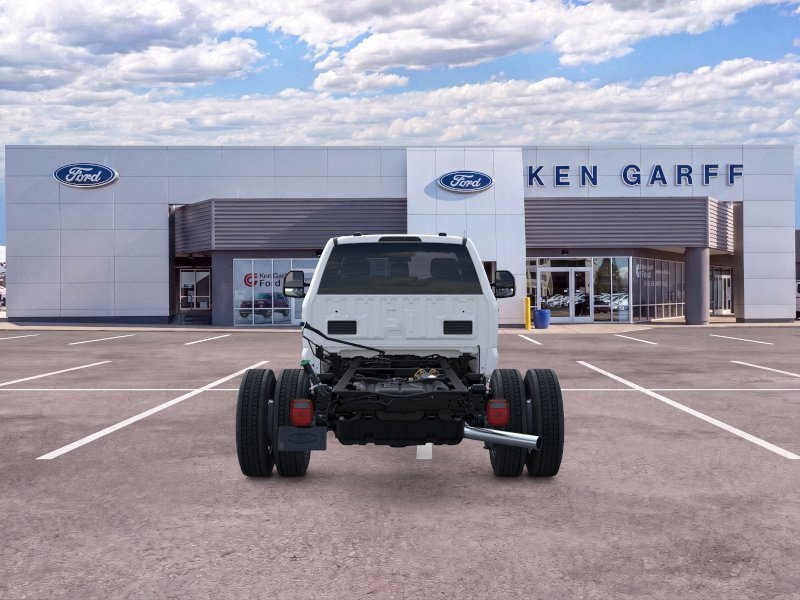 New 2025 Ford F550 4x4 Regular Cab Super Duty image 8
