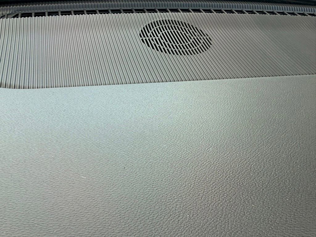 New 2026 Jeep Cherokee Overland image 11