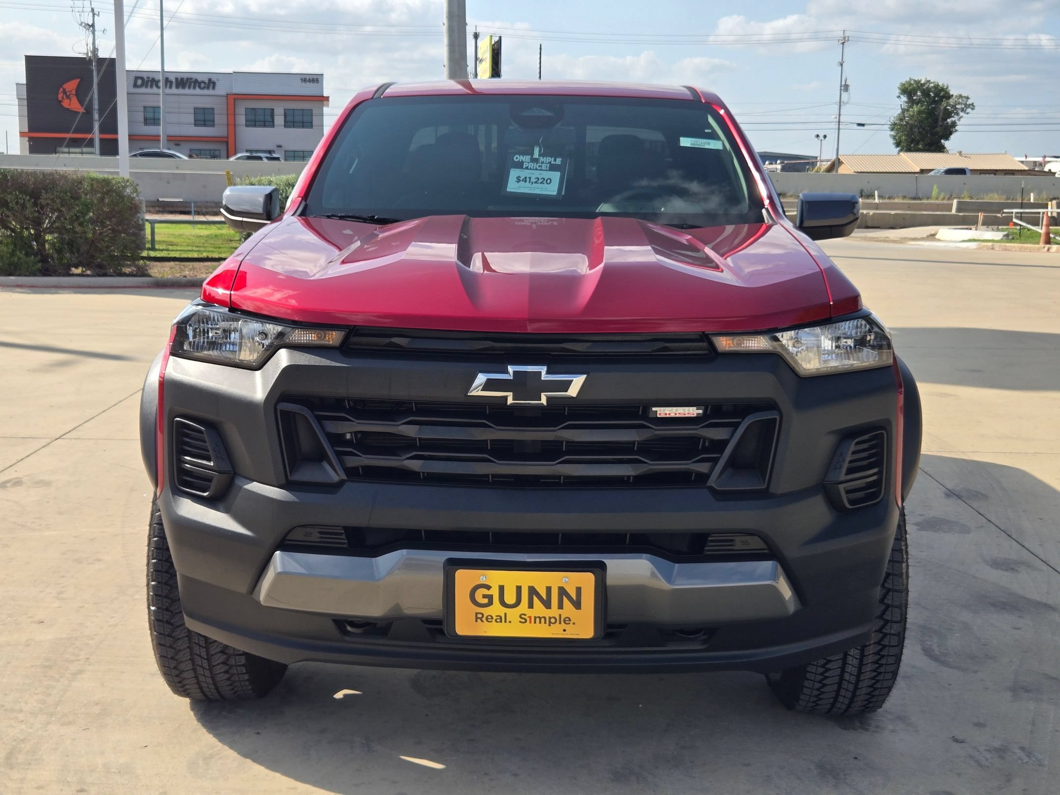 Certified 2025 Chevrolet Colorado Trail Boss AWD/4WD image 2
