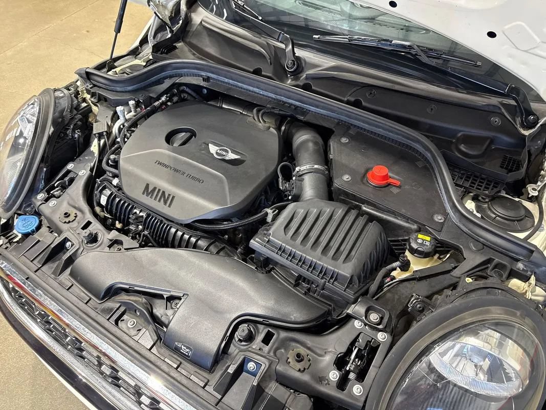 Used 2019 MINI Cooper S w/ Signature Upholstery Package FWD image 48