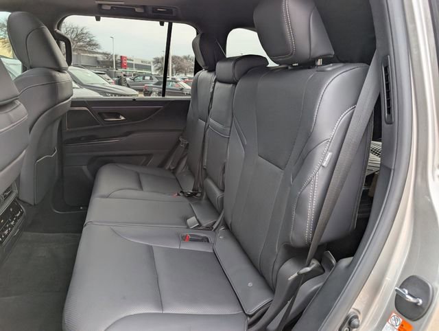 Used 2026 Lexus LX 700h Luxury image 26