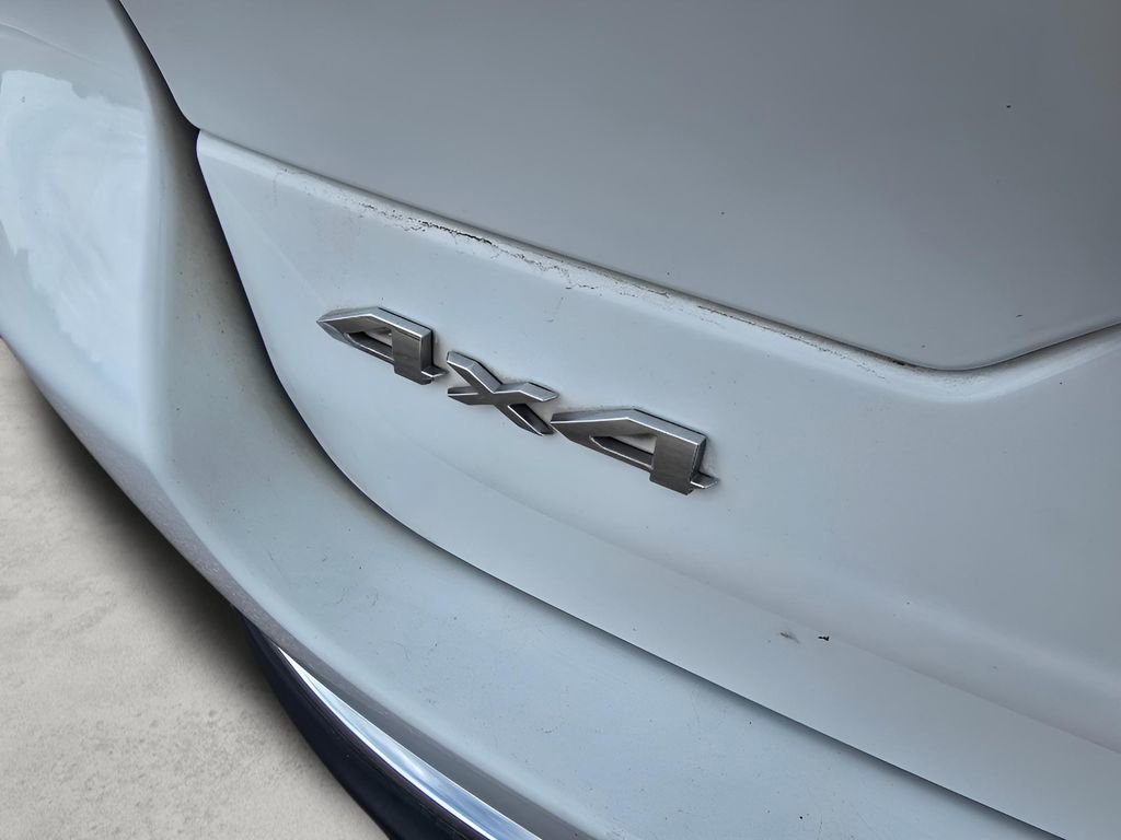 Used 2024 Jeep Grand Cherokee Laredo image 10