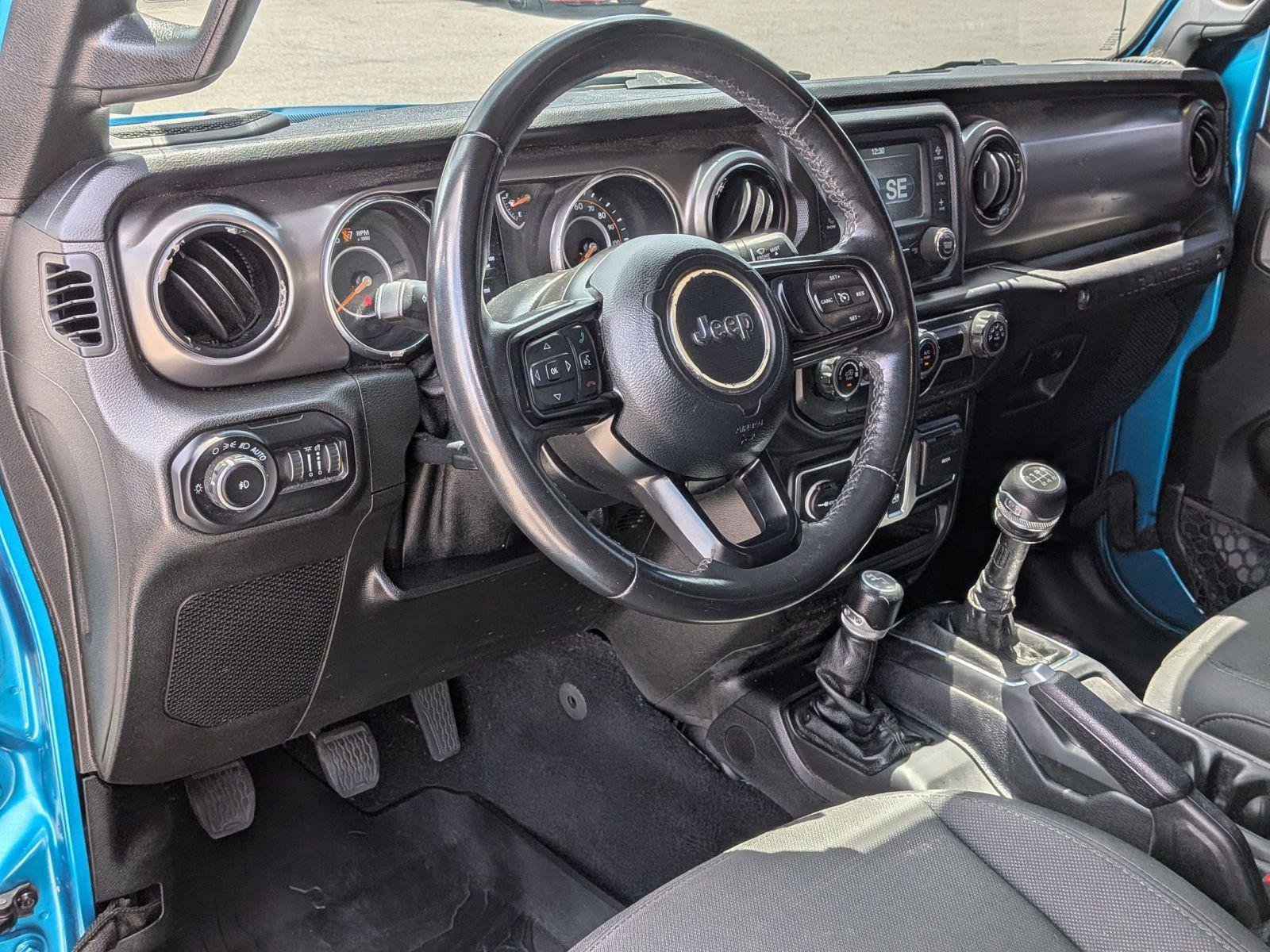 Used 2019 Jeep Wrangler Sport AWD/4WD image 10