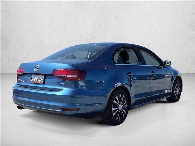 Used 2017 Volkswagen Jetta S w/ Jetta S Cold Weather Package FWD image 5
