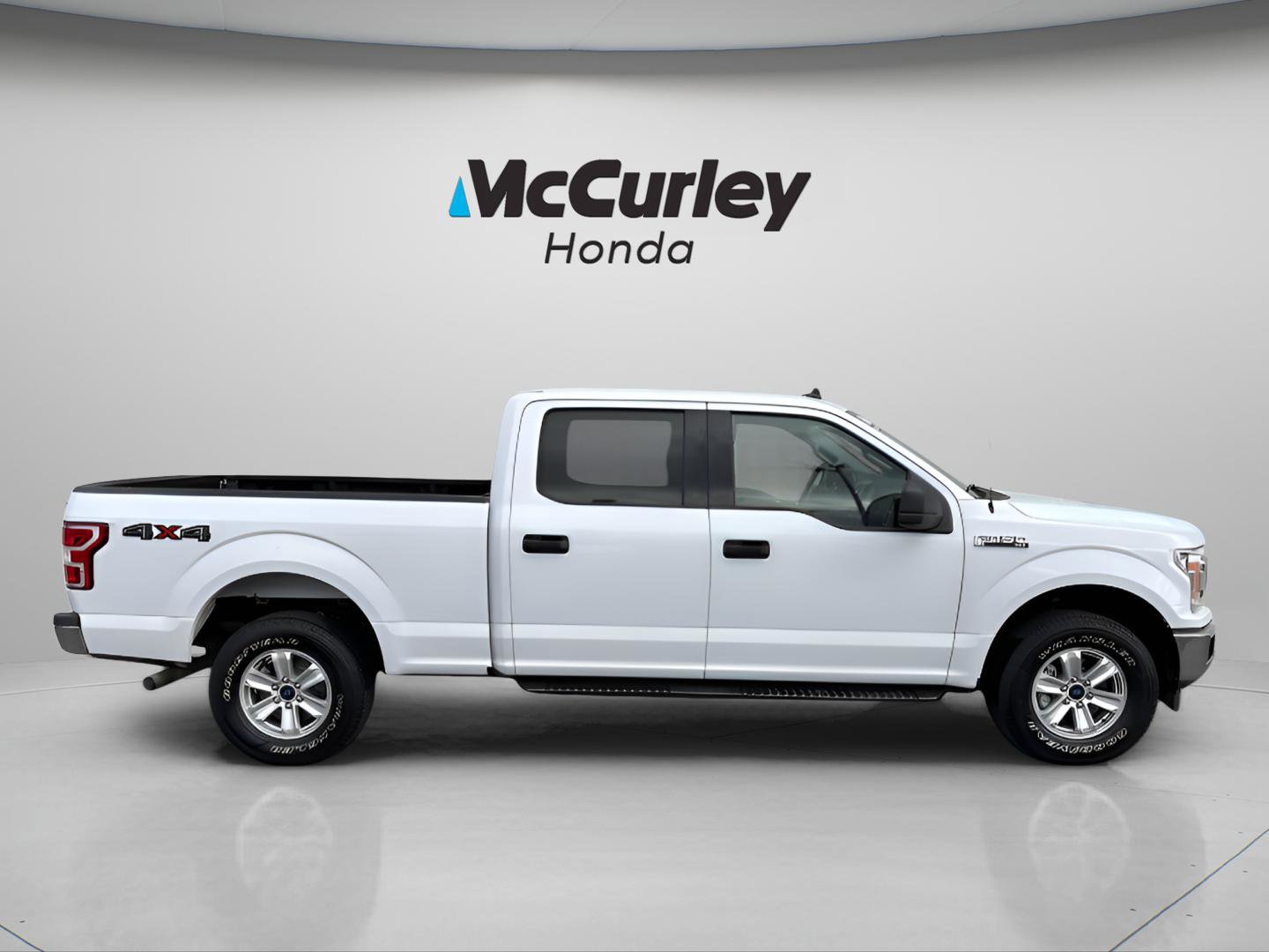 Used 2019 Ford F150 XLT AWD/4WD image 4