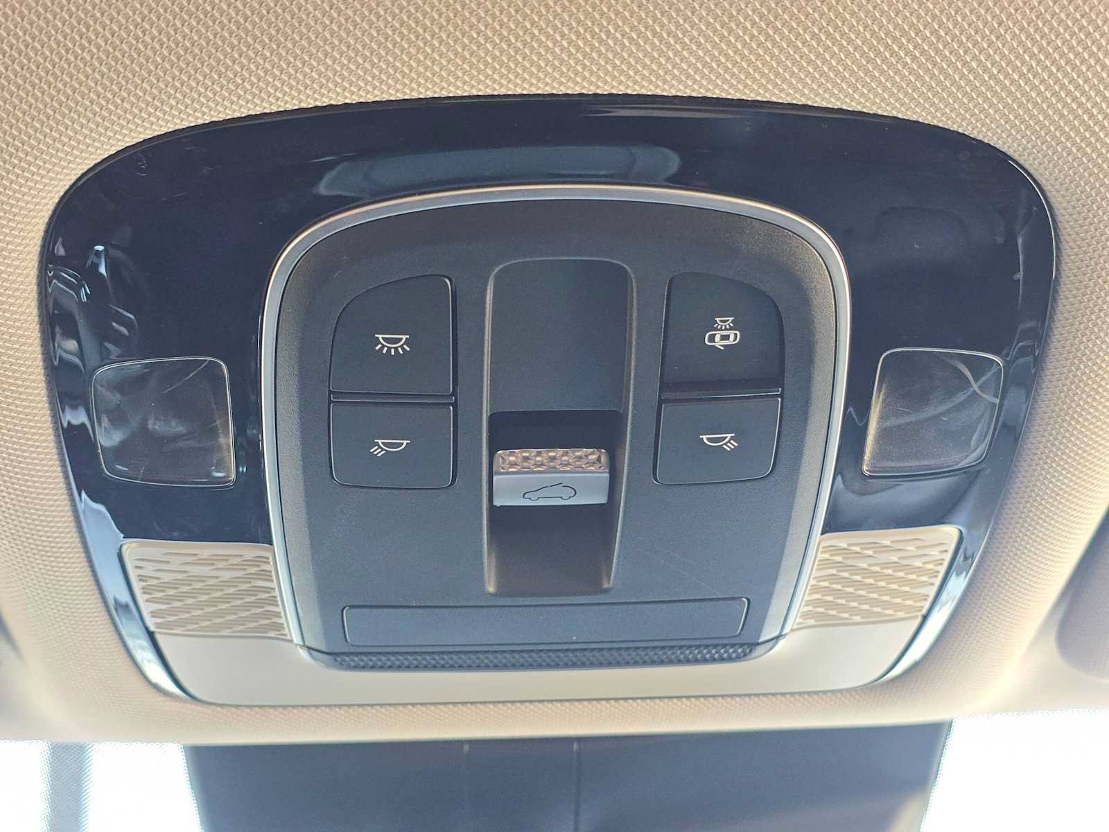 Used 2020 Hyundai Palisade SEL FWD image 34
