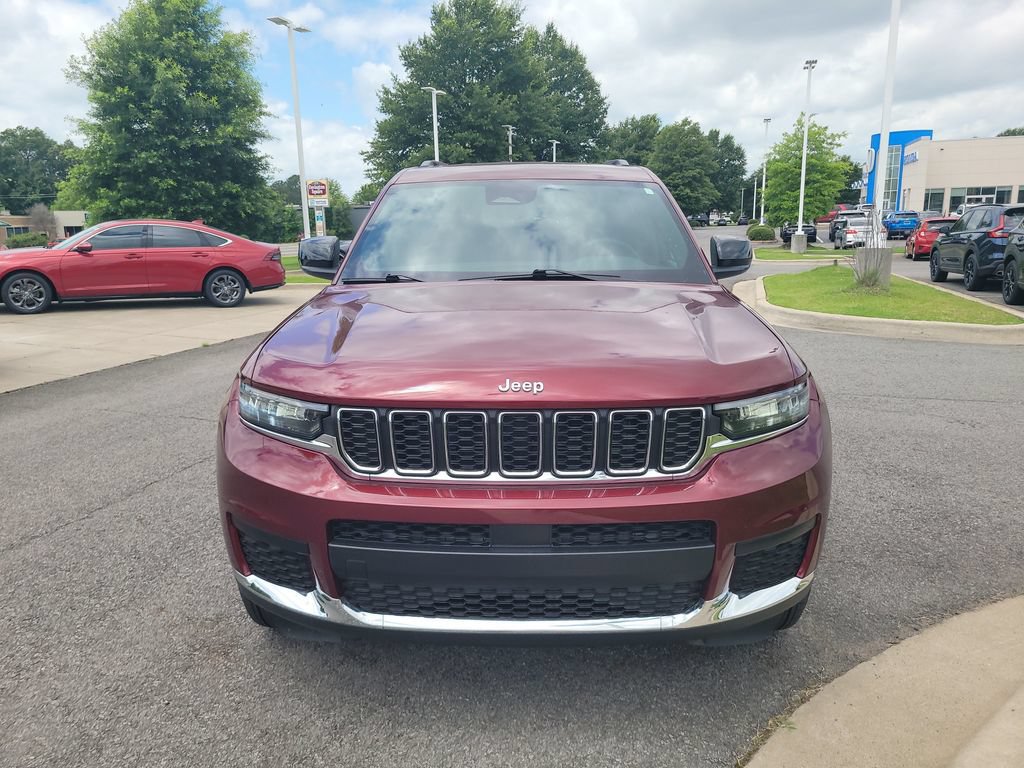 Used 2025 Jeep Grand Cherokee L Laredo AWD/4WD image 7