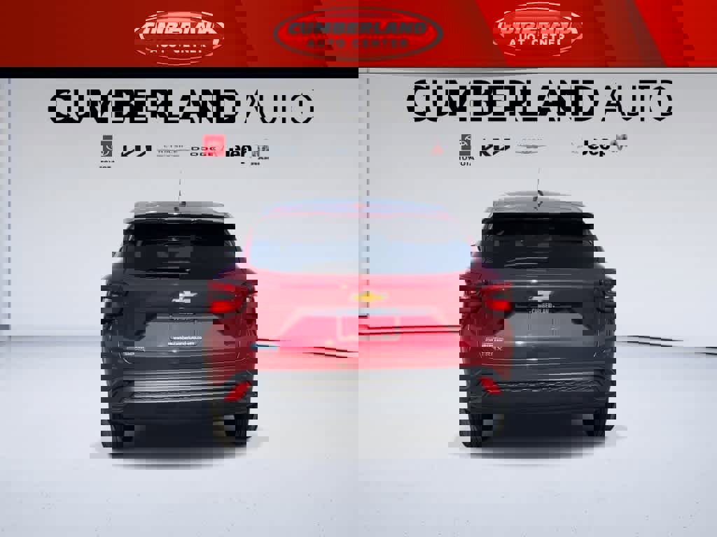 Used 2024 Chevrolet Trax LS FWD image 7