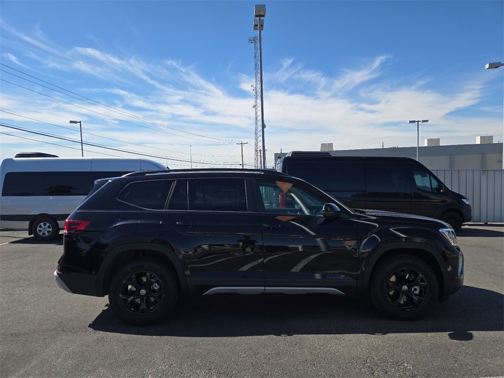 New 2025 Volkswagen Atlas Peak Edition SE image 12
