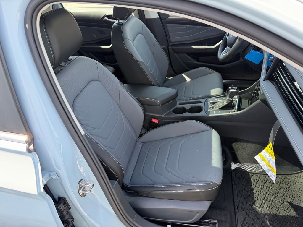 New 2026 Volkswagen Jetta SEL FWD image 19