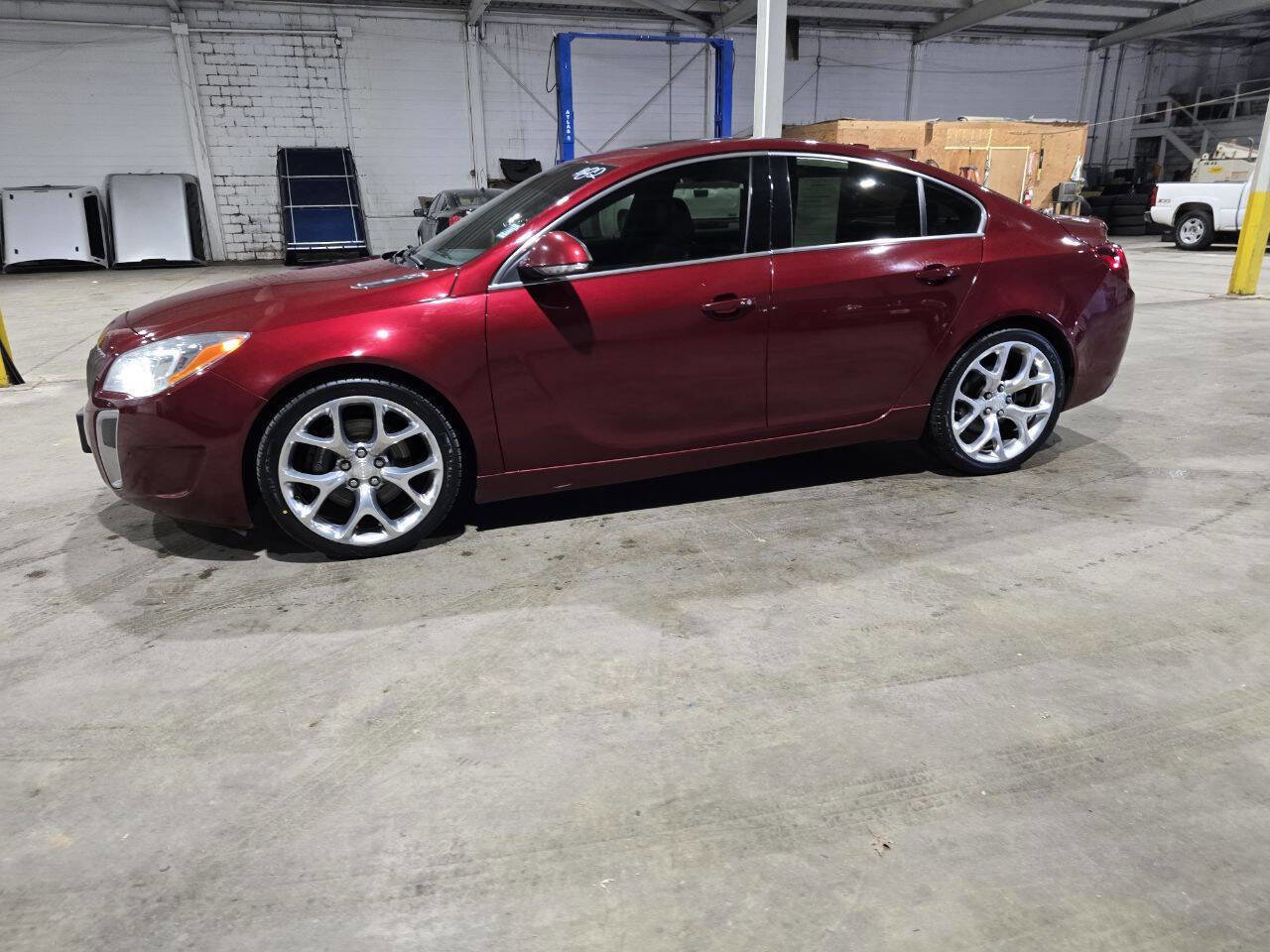 Used 2016 Buick Regal GS w/ Driver Confidence Package #1 AWD/4WD image 4