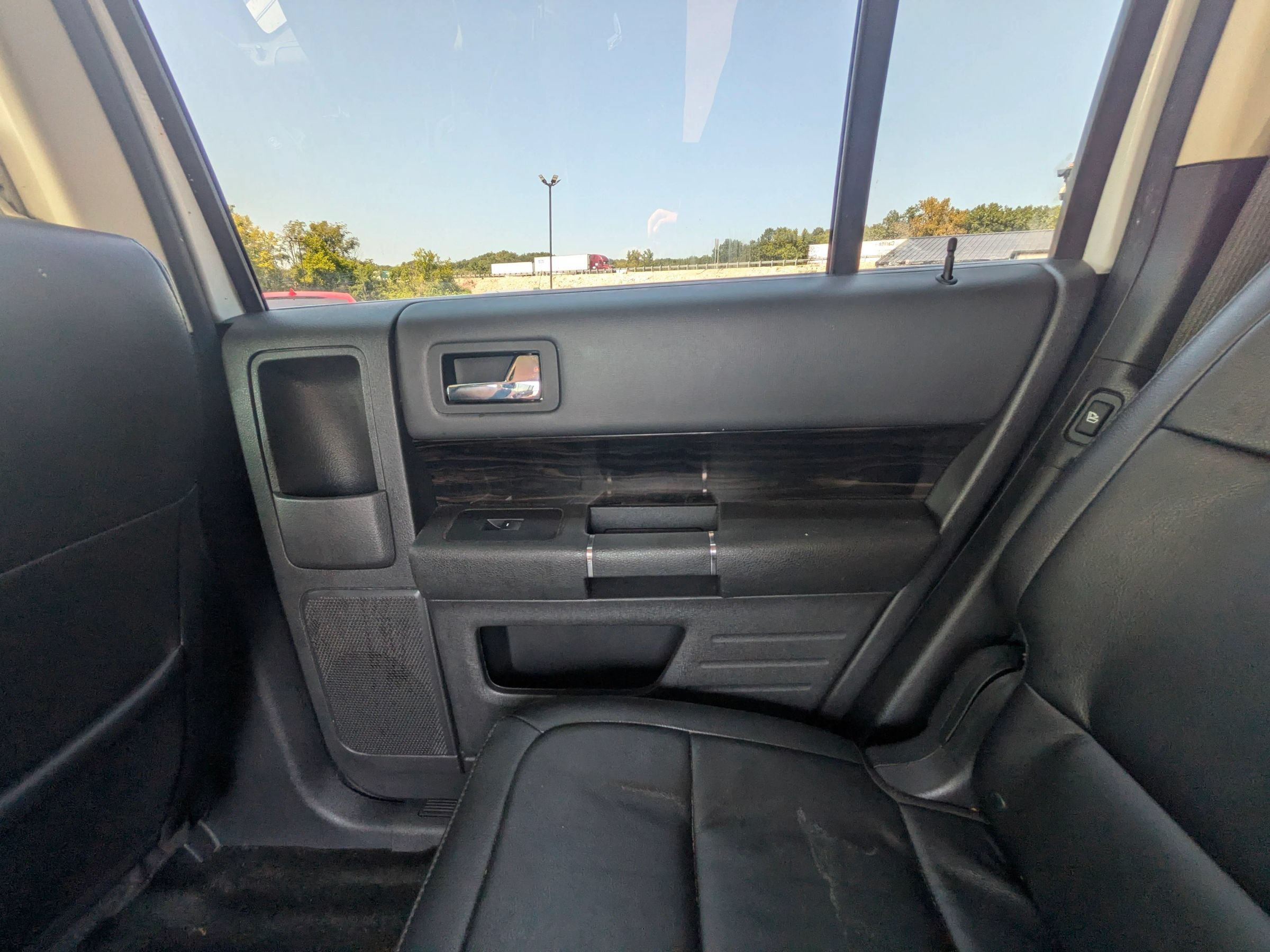 Used 2016 Ford Flex SEL w/ Equipment Group 202A FWD image 35