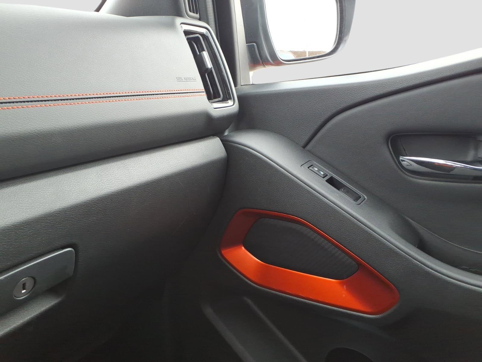 Used 2025 Nissan Frontier PRO-4X w/ Pro Convenience Package image 21