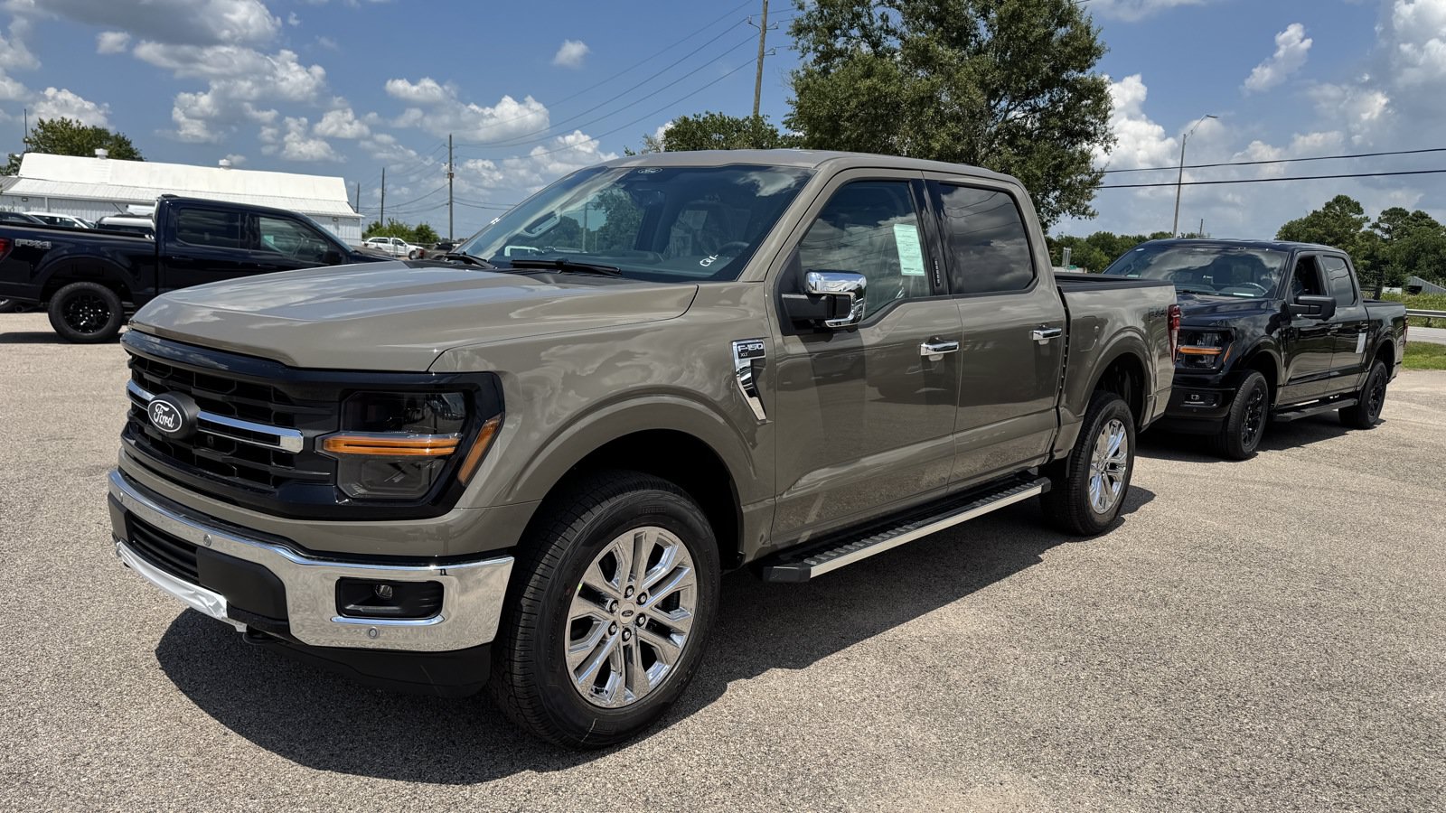 New 2026 Ford F150 XLT w/ Equipment Group 302A MID AWD/4WD image 6