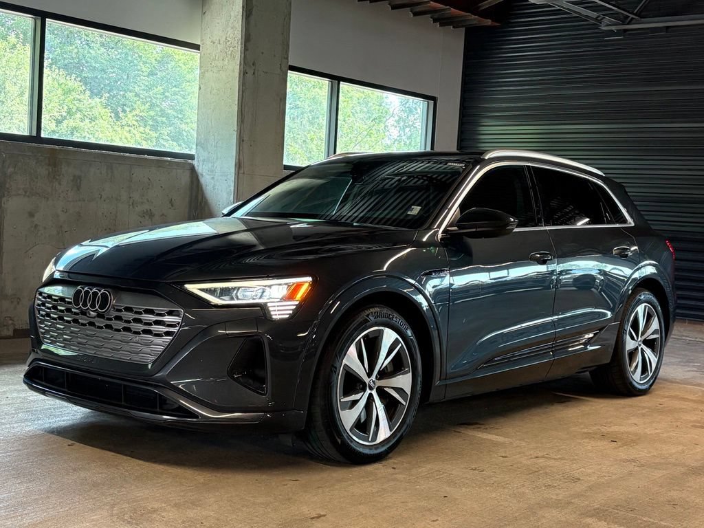 Used 2024 Audi Q8 e-tron Premium AWD/4WD image 1