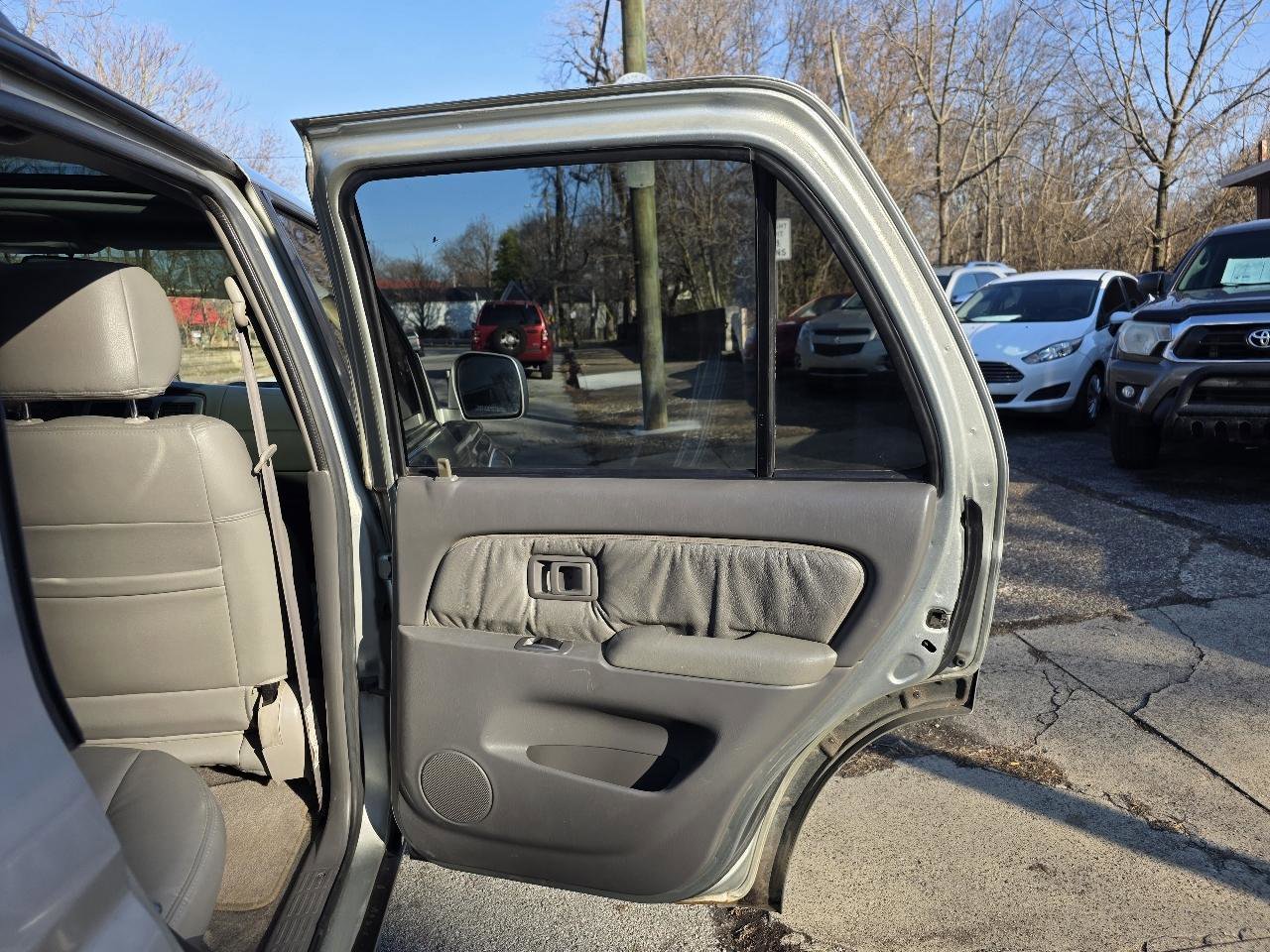 Used 2001 Toyota 4Runner SR5 image 30