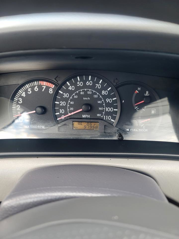 Used 2003 Toyota Corolla LE FWD image 13