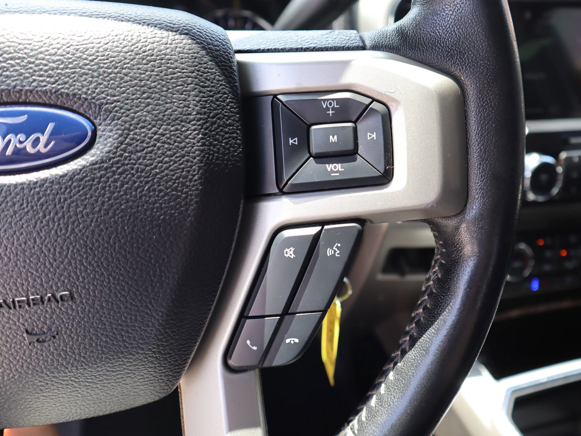 Used 2019 Ford F250 Lariat w/ Chrome Package image 19