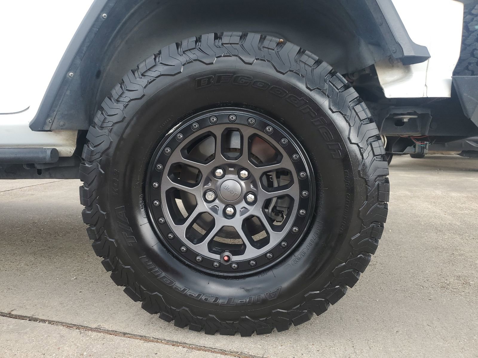 Used 2021 Jeep Wrangler Unlimited Rubicon w/ Xtreme Recon 35" Tire Package image 7