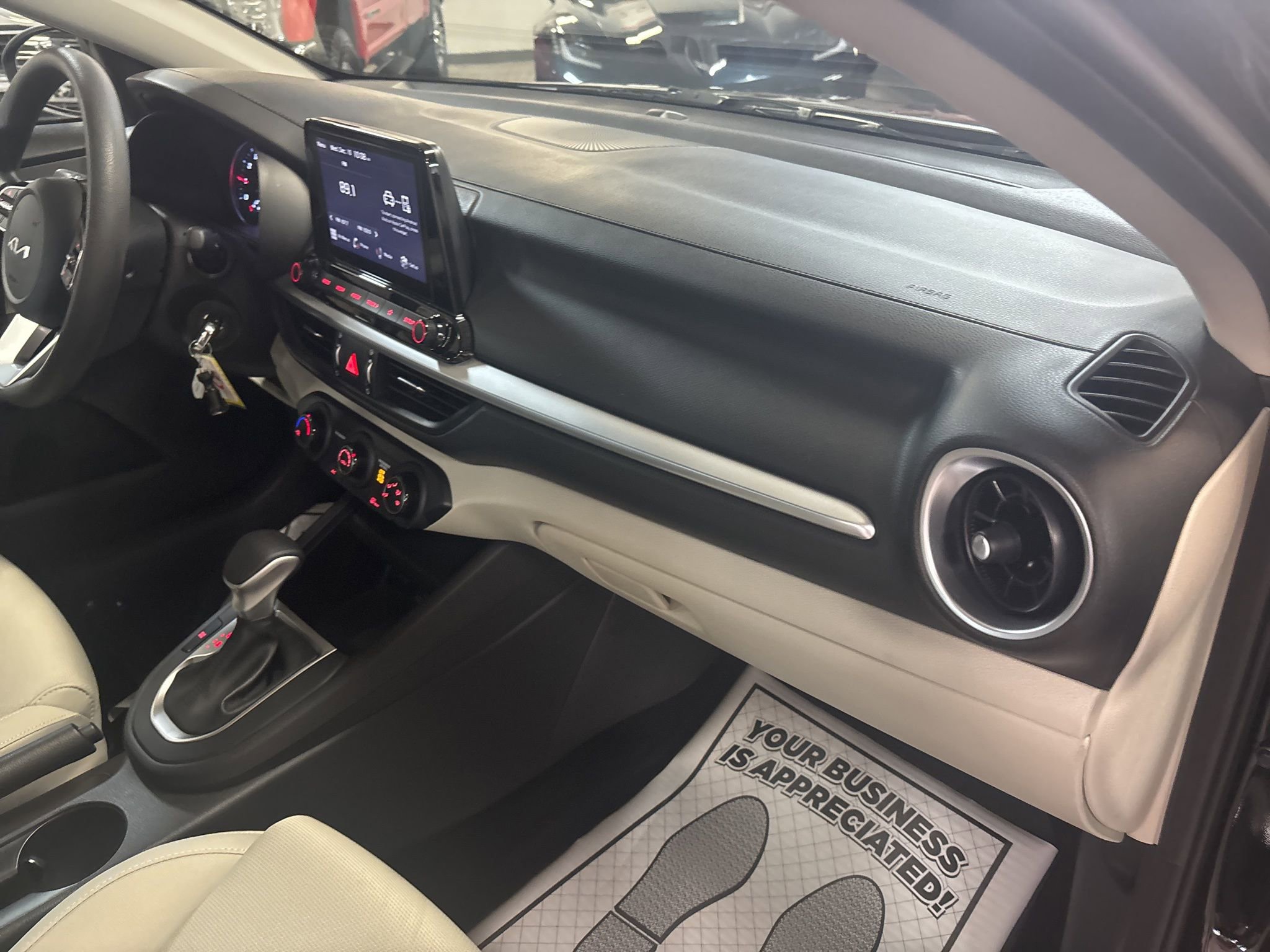 Used 2023 Kia Forte LXS w/ LXS Technology Package image 16