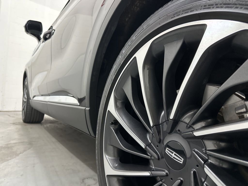 Used 2022 Lincoln Aviator Reserve w/ Equipment Group 201A image 14