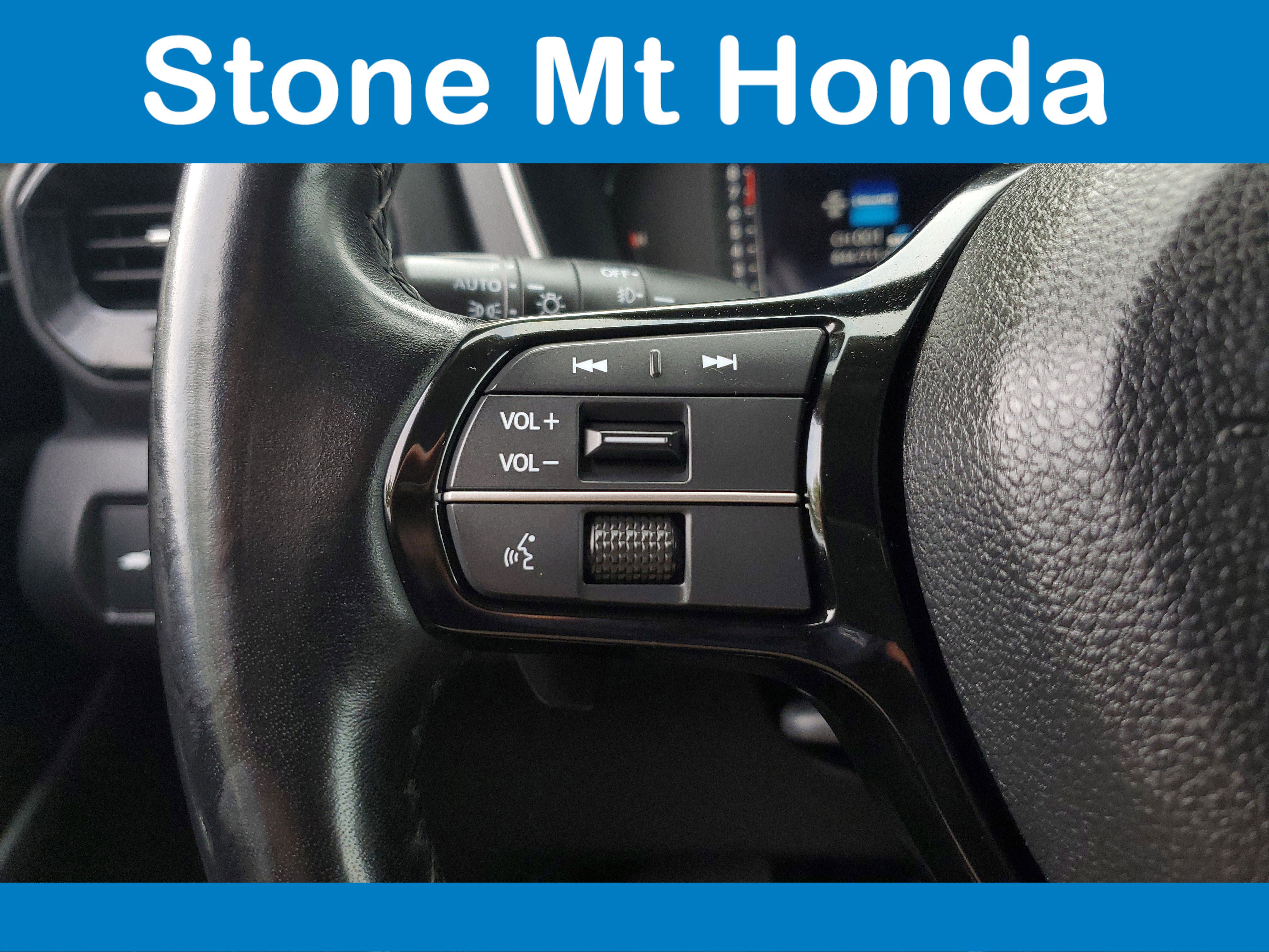 Used 2023 Honda Pilot Elite image 25
