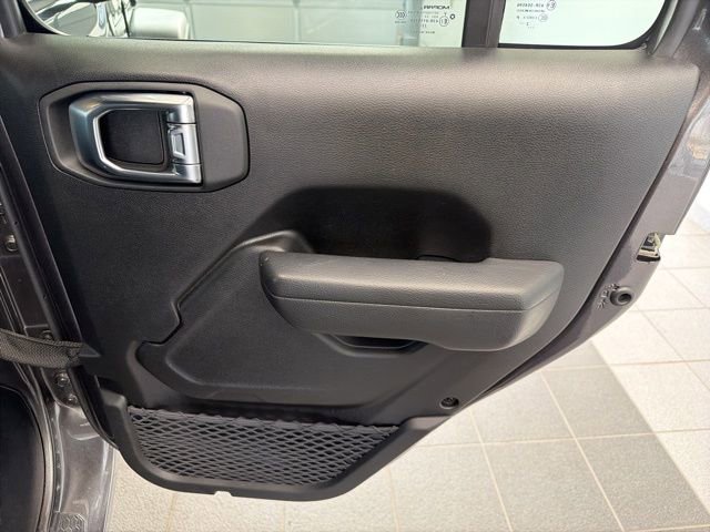 Used 2023 Jeep Wrangler Sport S AWD/4WD image 10