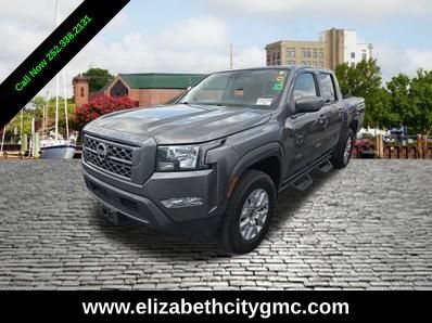 Used 2022 Nissan Frontier SV AWD/4WD image 1