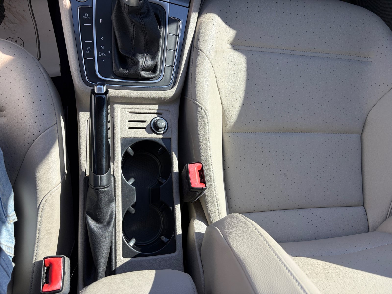 Used 2017 Volkswagen Golf Alltrack SE AWD/4WD image 15