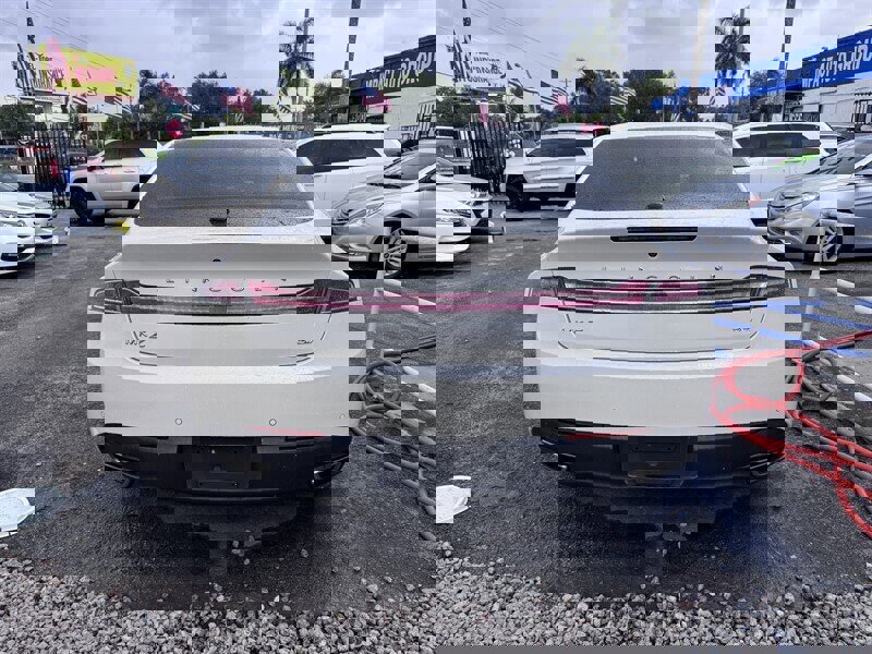 Used 2013 Lincoln MKZ image 6