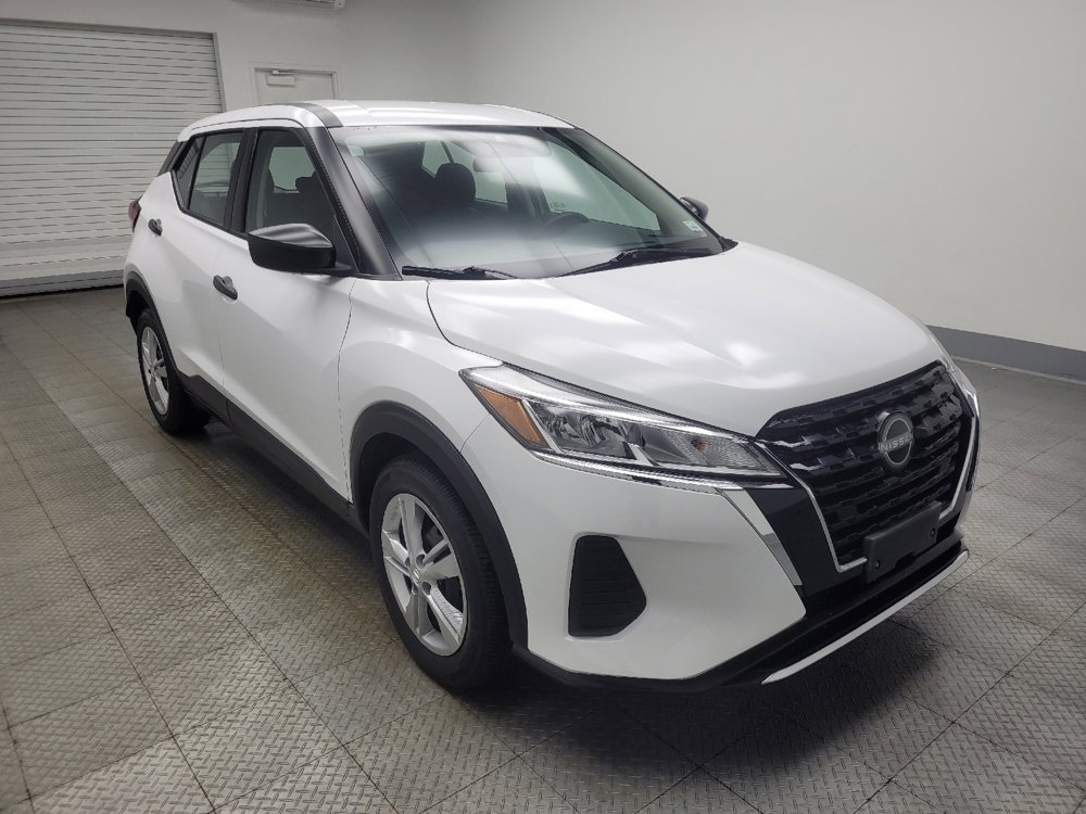 Used 2022 Nissan Kicks S image 13