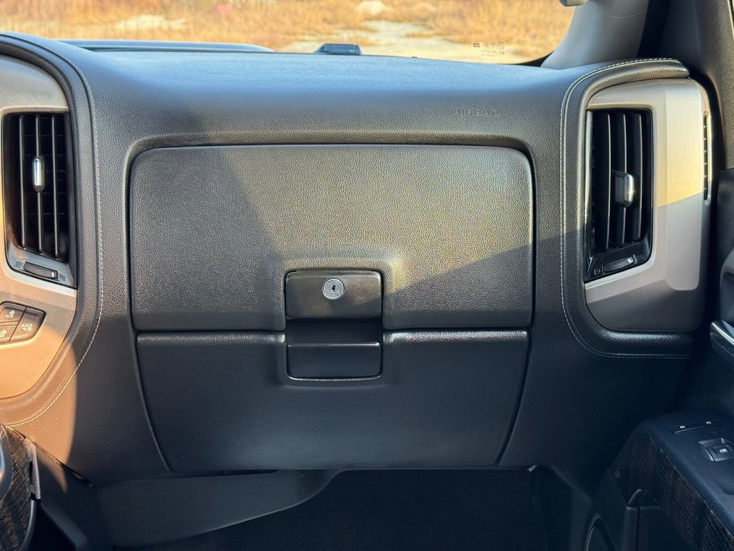 Used 2015 GMC Sierra 3500 Denali w/ Duramax Plus Package image 36