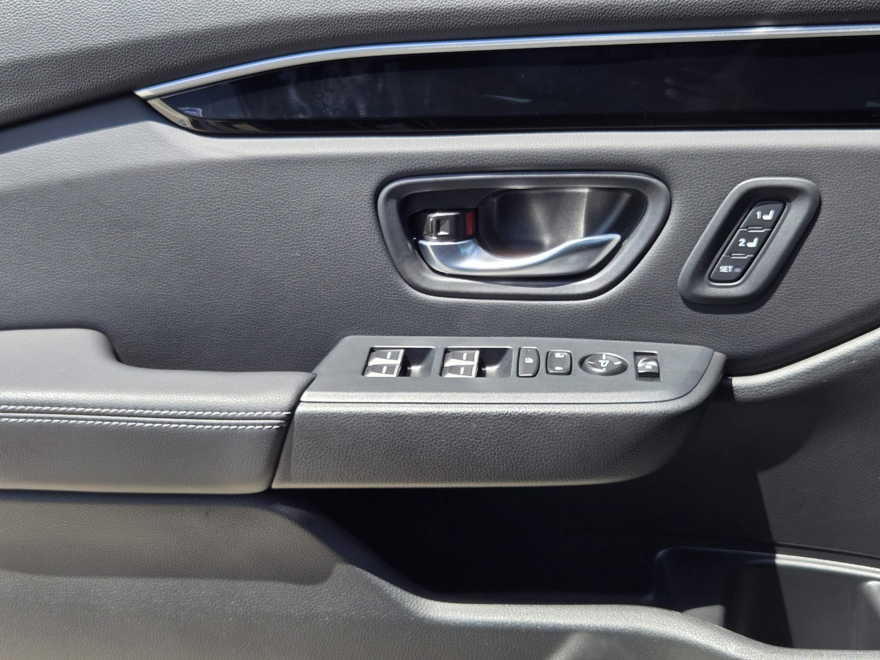 Certified 2025 Honda Pilot Touring image 20