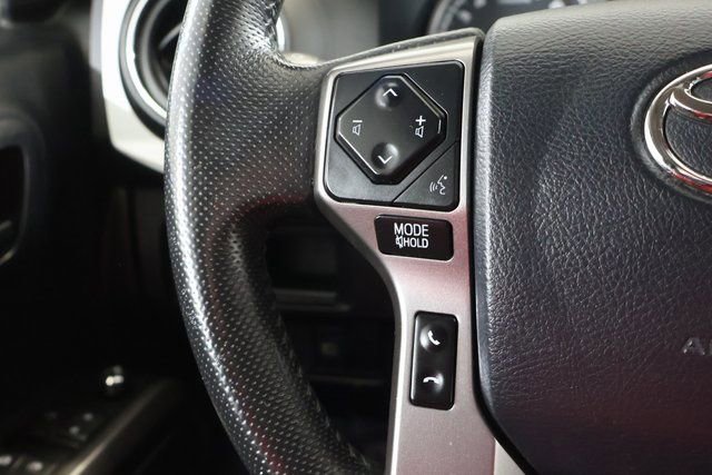 Used 2018 Toyota Tacoma SR5 image 17
