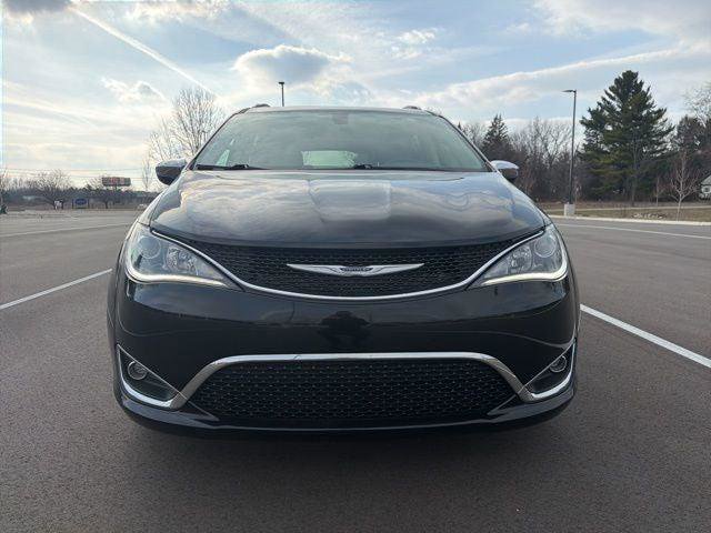 Certified 2019 Chrysler Pacifica Limited image 8