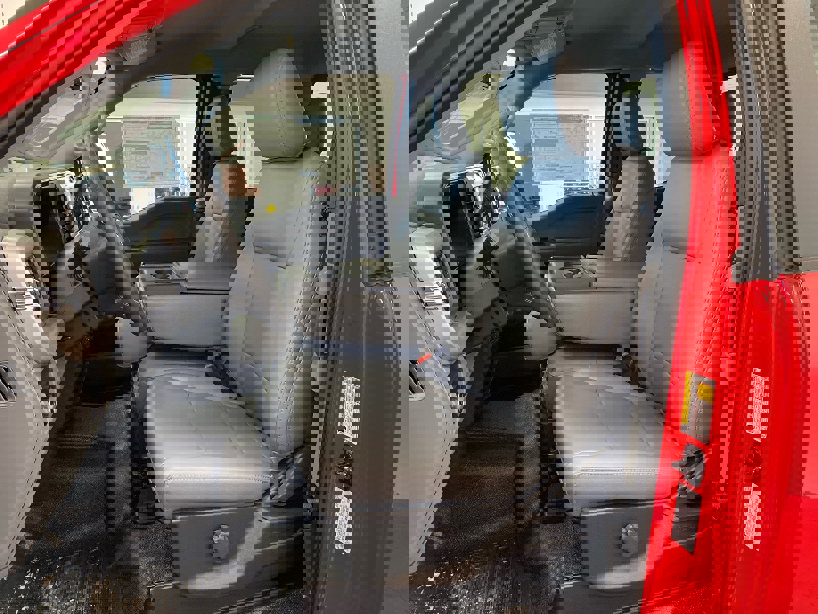 New 2026 Ford F250 XL w/ XL Chrome Package image 18