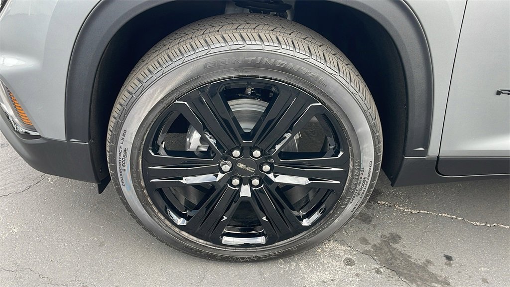 New 2026 GMC Acadia Elevation image 9