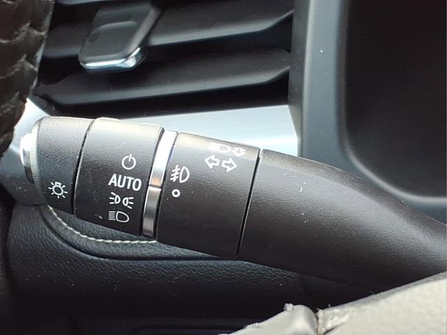 Used 2020 GMC Acadia SLT image 32