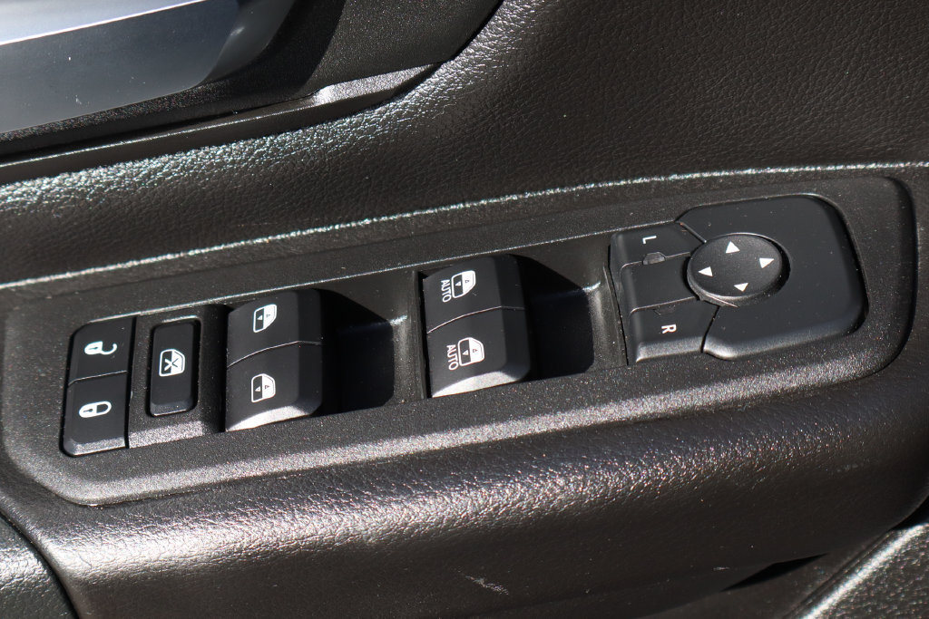 Used 2025 RAM 1500 Tradesman AWD/4WD image 18