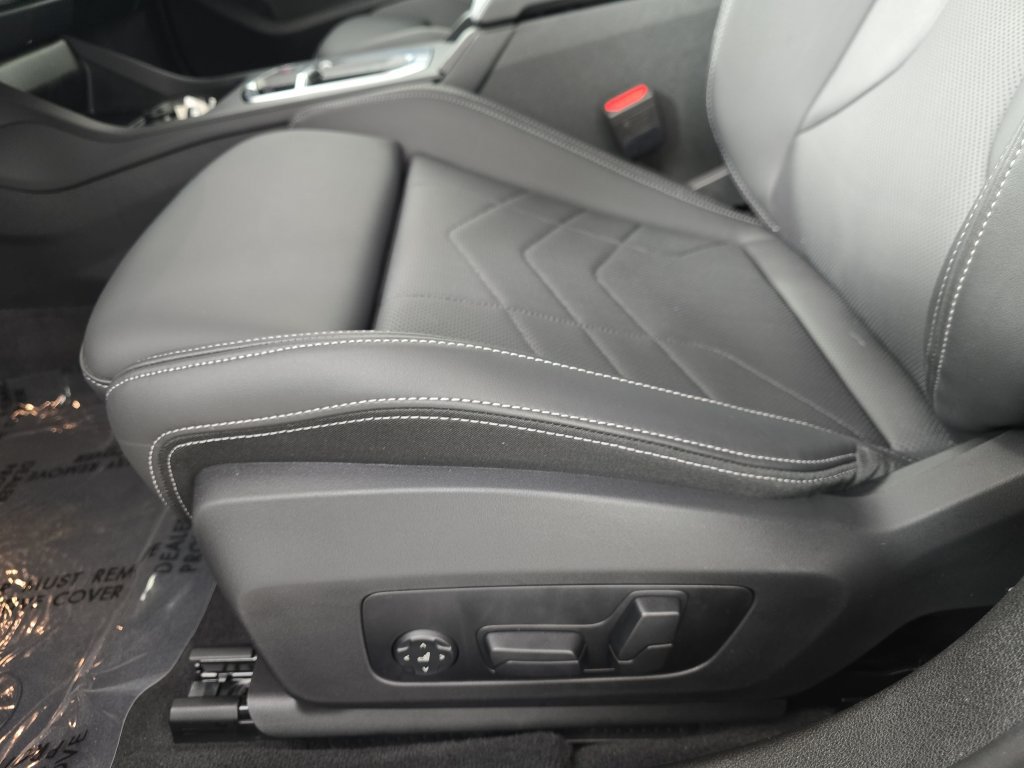 Used 2025 BMW 228i xDrive w/ Premium Package AWD/4WD image 31