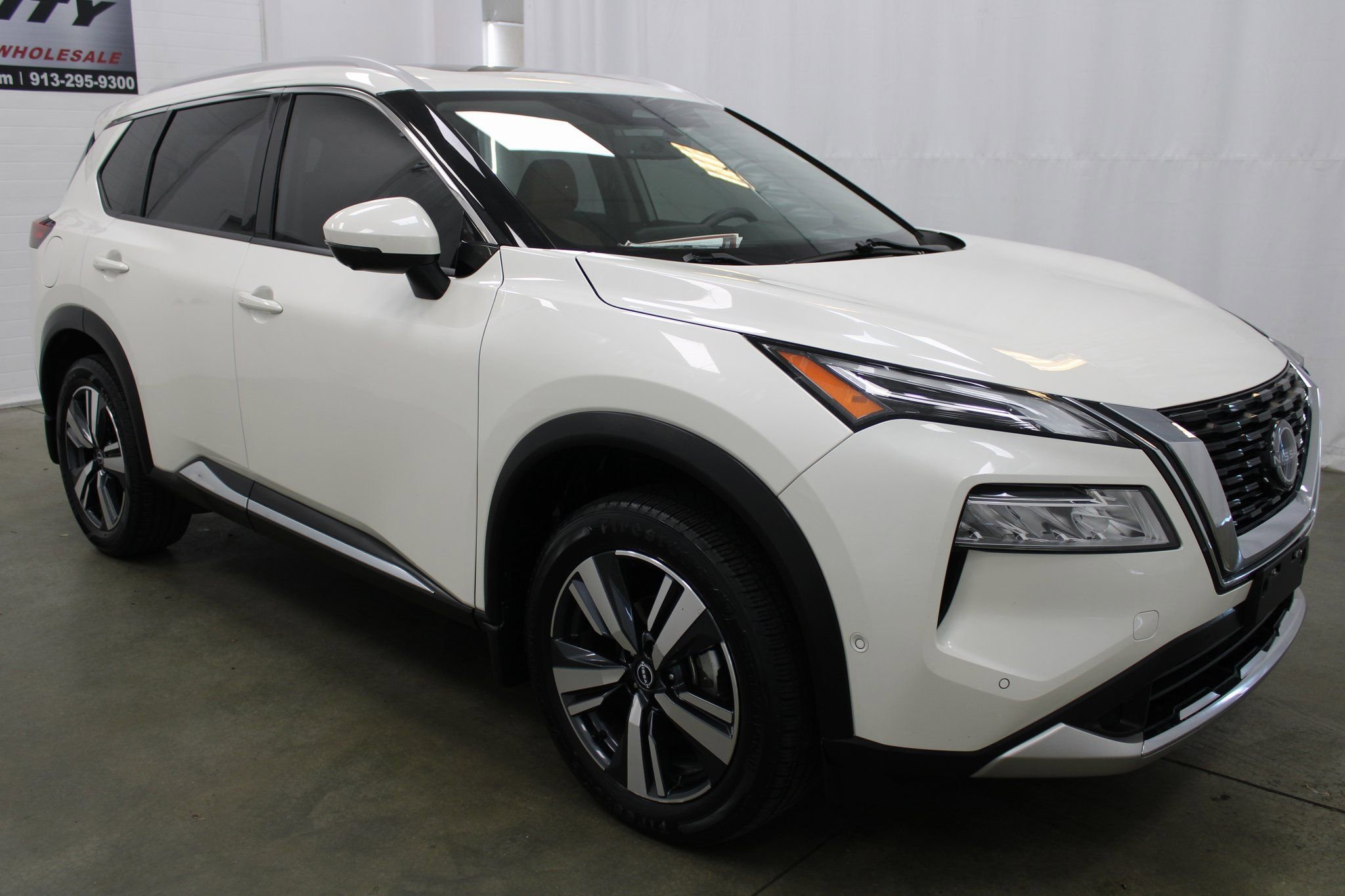 Used 2023 Nissan Rogue Platinum w/ Platinum Premium Package AWD/4WD image 4