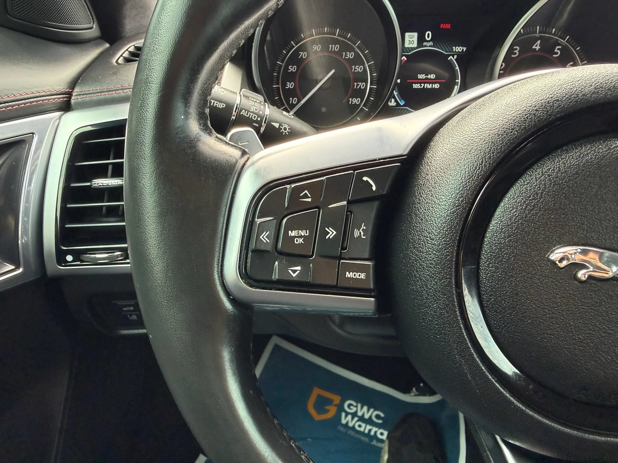 Used 2020 Jaguar F-TYPE Convertible RWD image 29