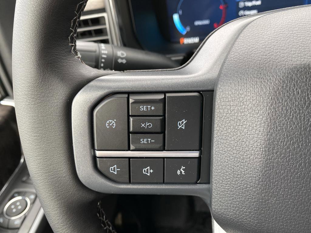 New 2026 Ford F250 Lariat w/ FX4 Off-Road Package image 34