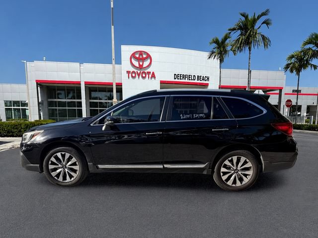 Used 2018 Subaru Outback 3.6R Touring AWD/4WD image 4