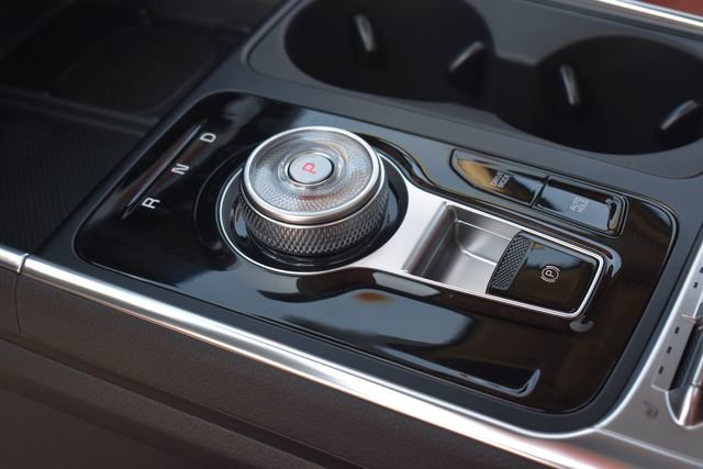 New 2026 Kia Carnival SX Prestige FWD image 27