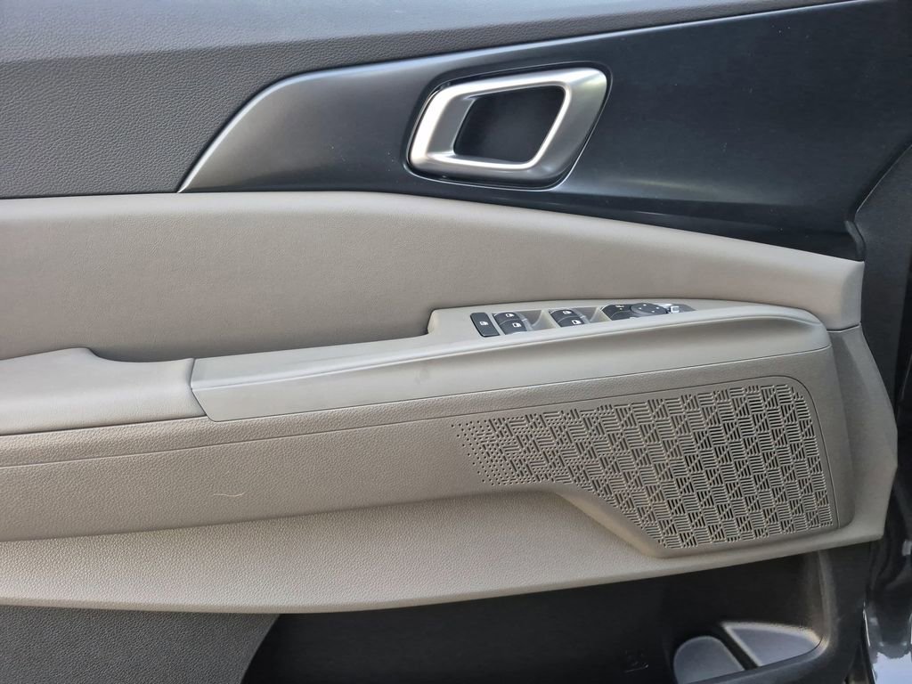 New 2026 Kia Carnival LXS image 6