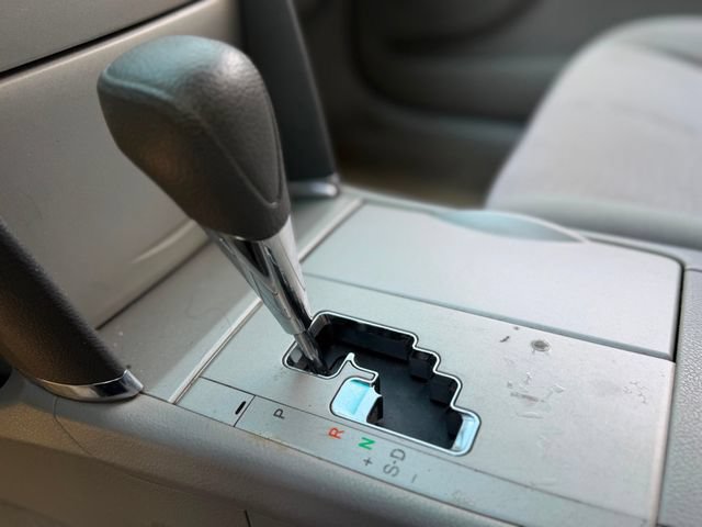 Used 2011 Toyota Camry LE FWD image 27