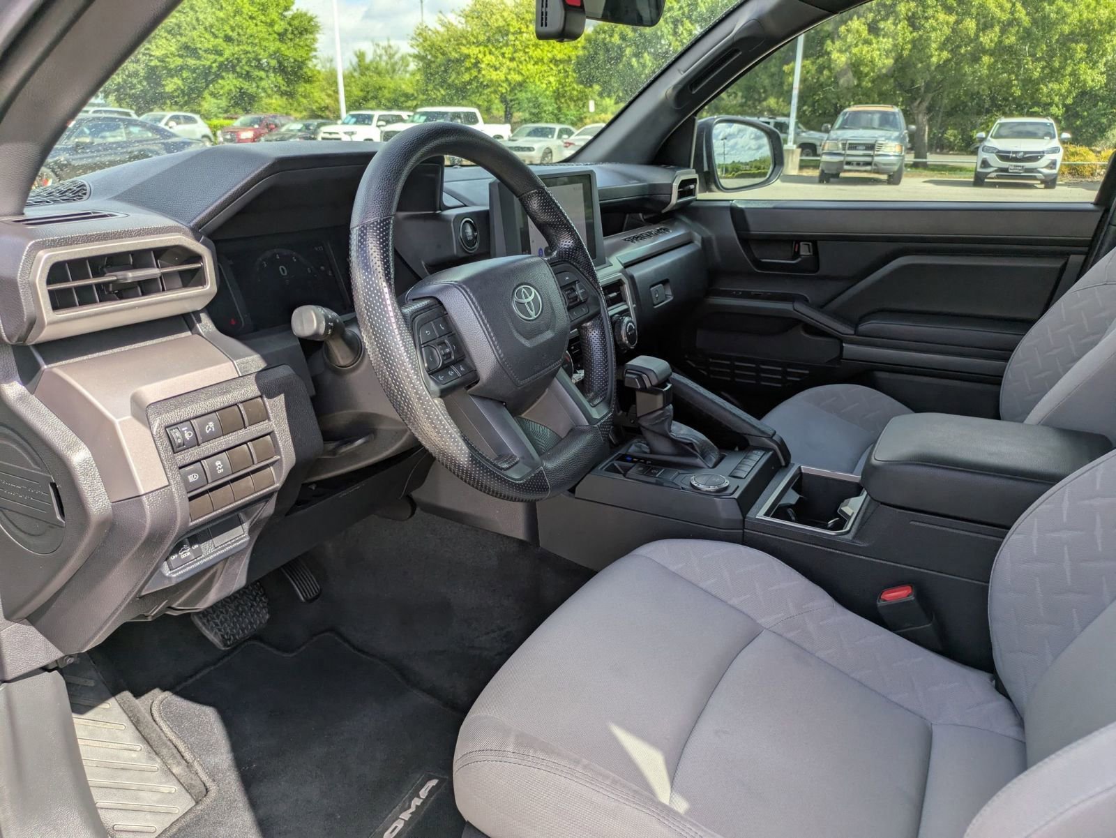 Used 2024 Toyota Tacoma SR5 RWD image 9