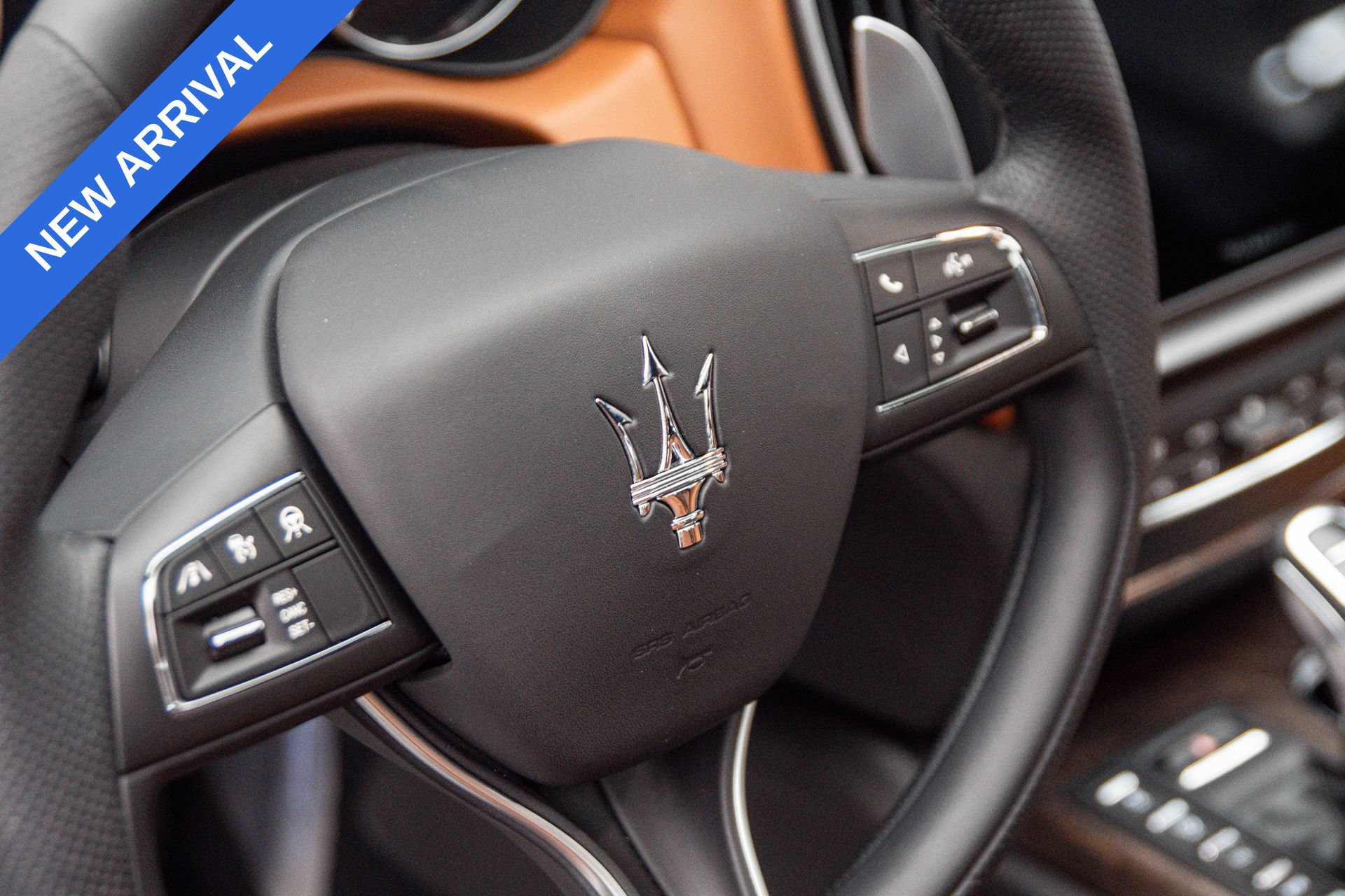 Used 2023 Maserati Ghibli Modena Q4 AWD/4WD image 18